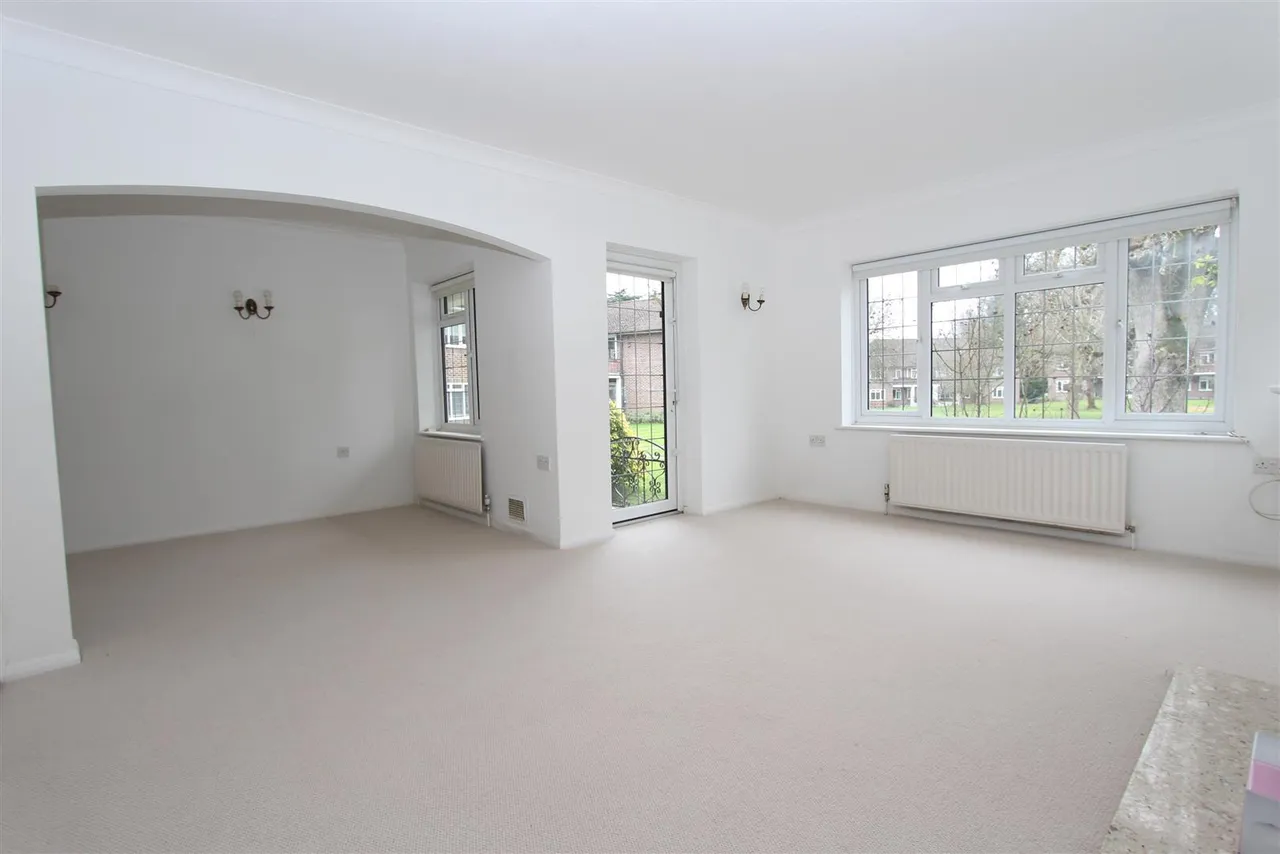 The Glen, Northwood, HA6 2UR, photo 8