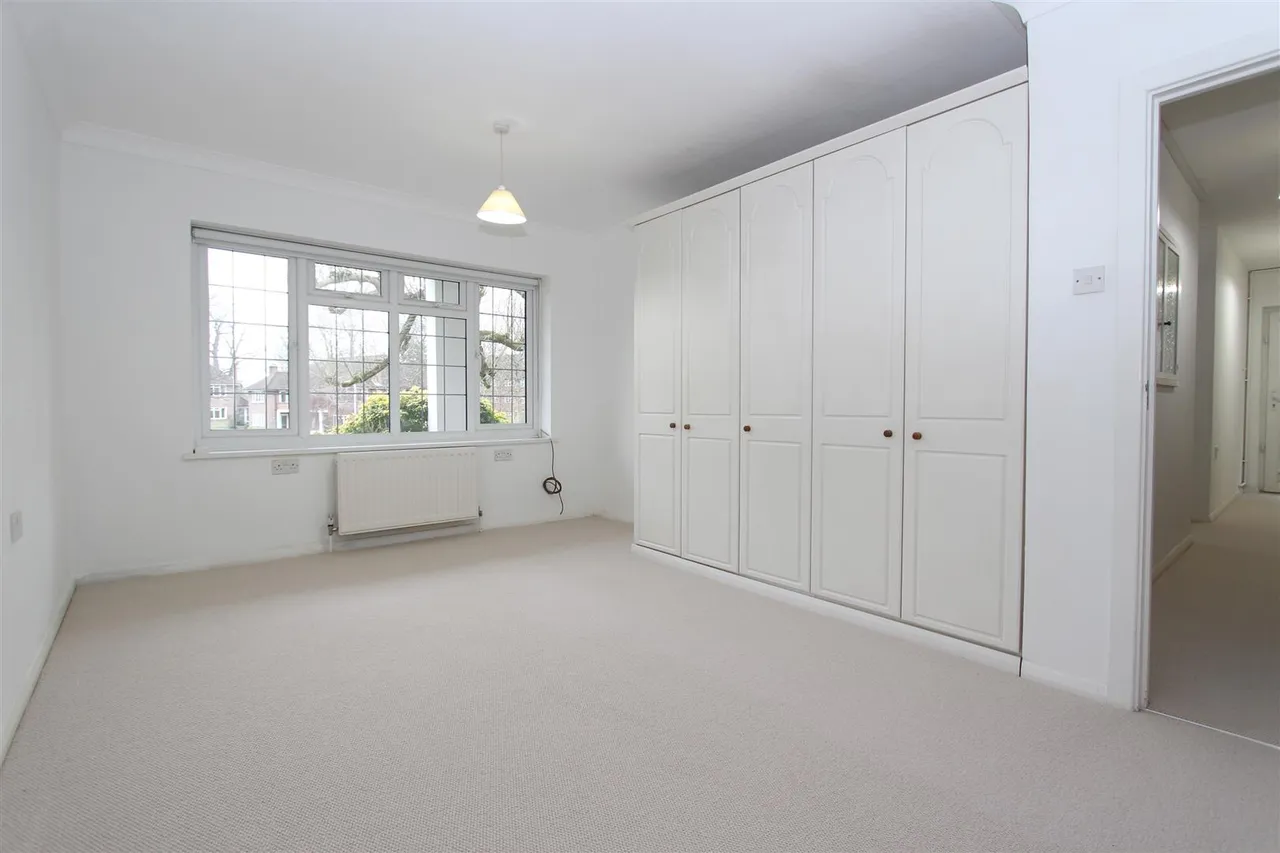 The Glen, Northwood, HA6 2UR, photo 5