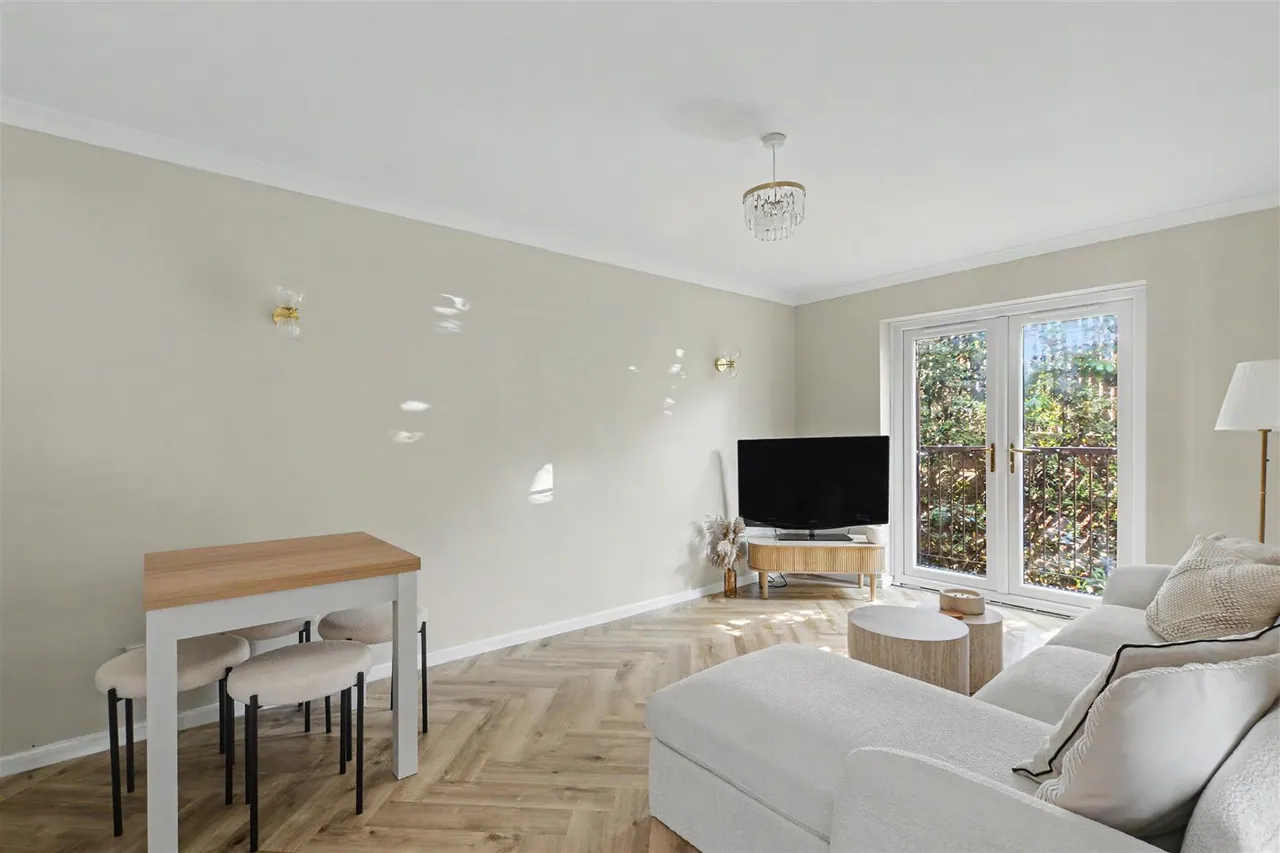 Lenton Manor, Nottingham, NG7, photo 5