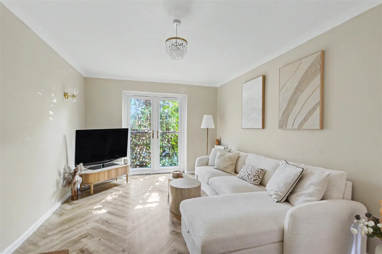 Lenton Manor, Nottingham, NG7, photo 2