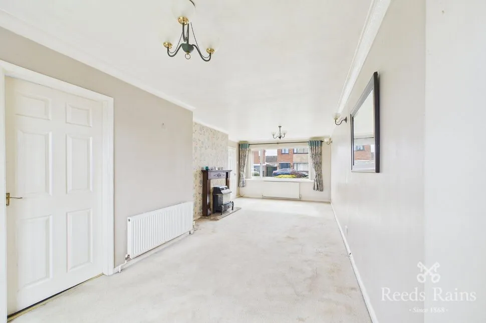Edinburgh Drive, North Anston, South Yorkshire, S25, photo 3