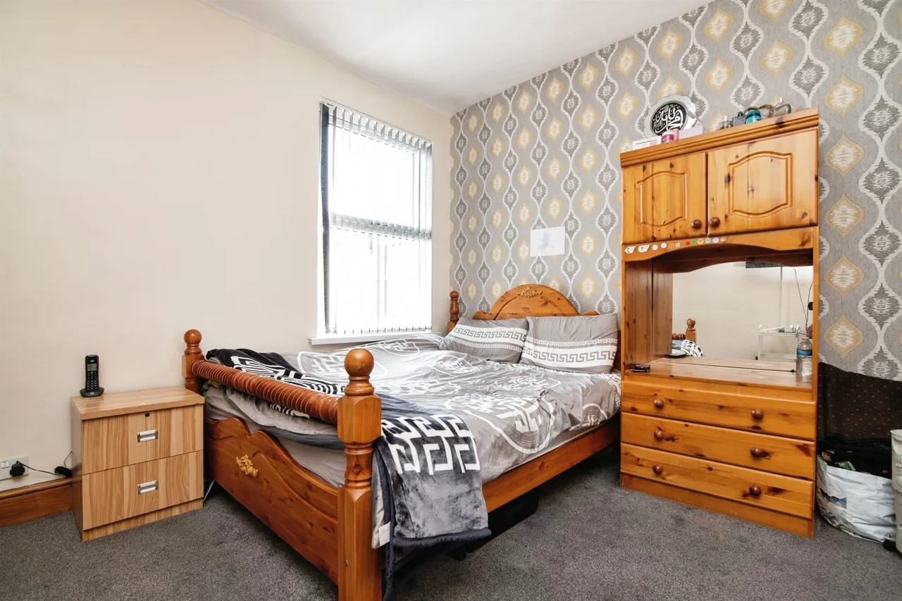 Bearwood Road, Smethwick, B66, photo 14