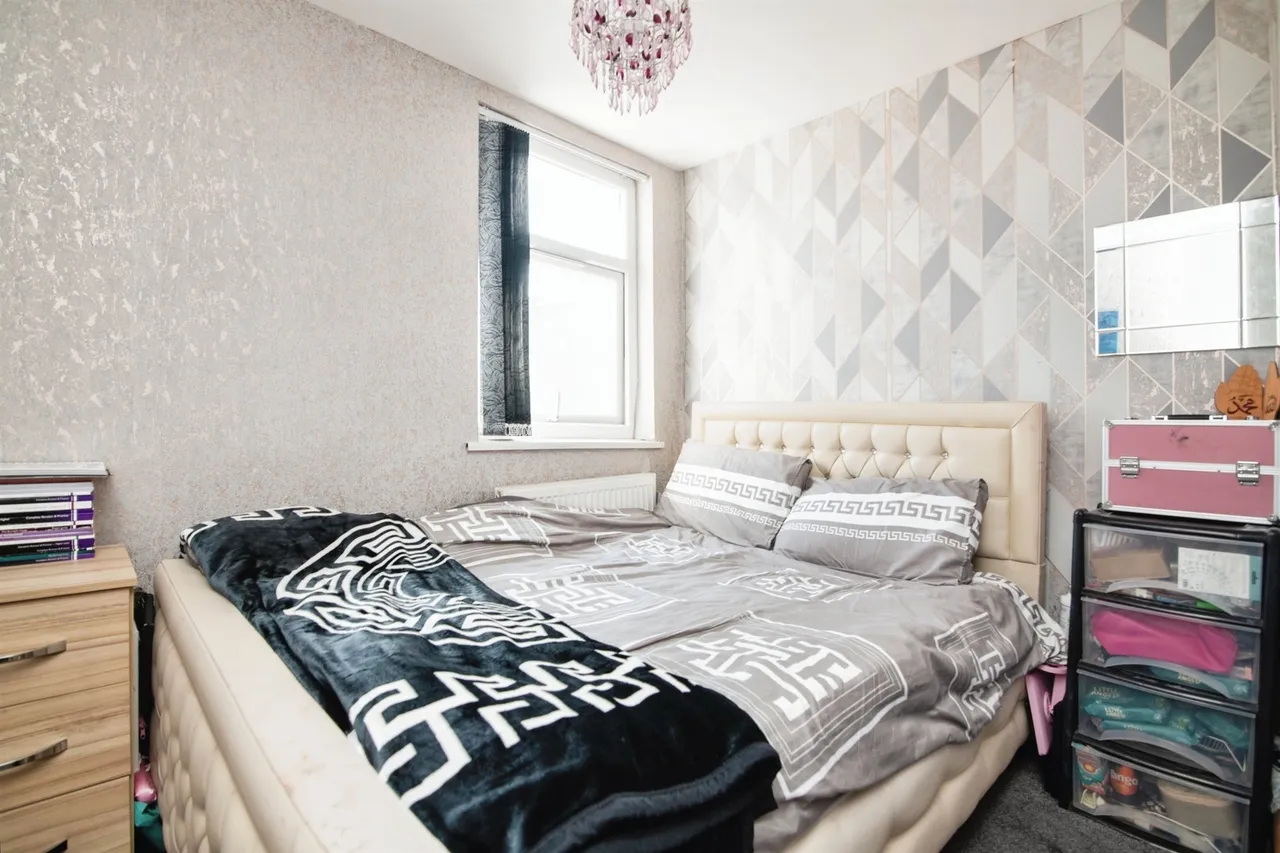 Bearwood Road, Smethwick, B66, photo 16