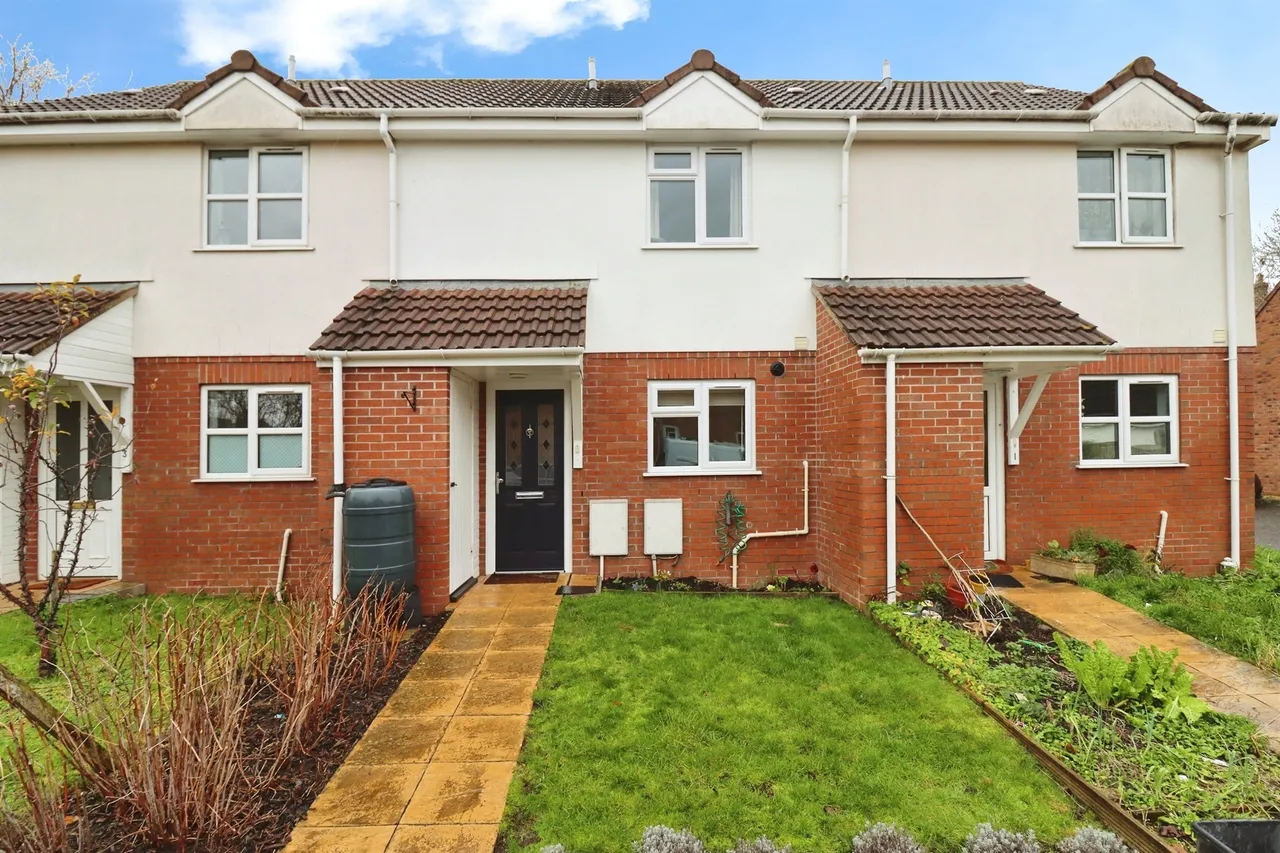 2 bed house for sale, Phipps Barton, Bristol, BS15