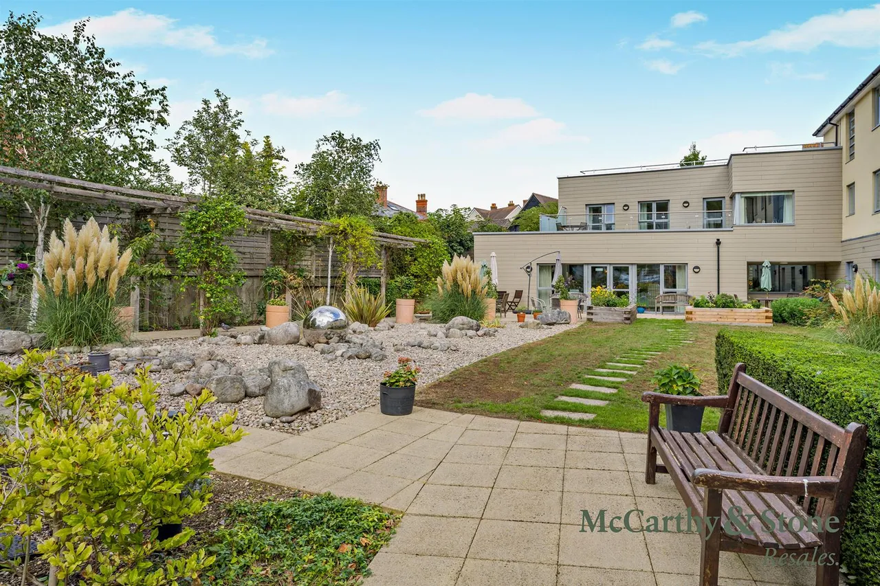 Salisbury Street, Amesbury, SP4, photo 20