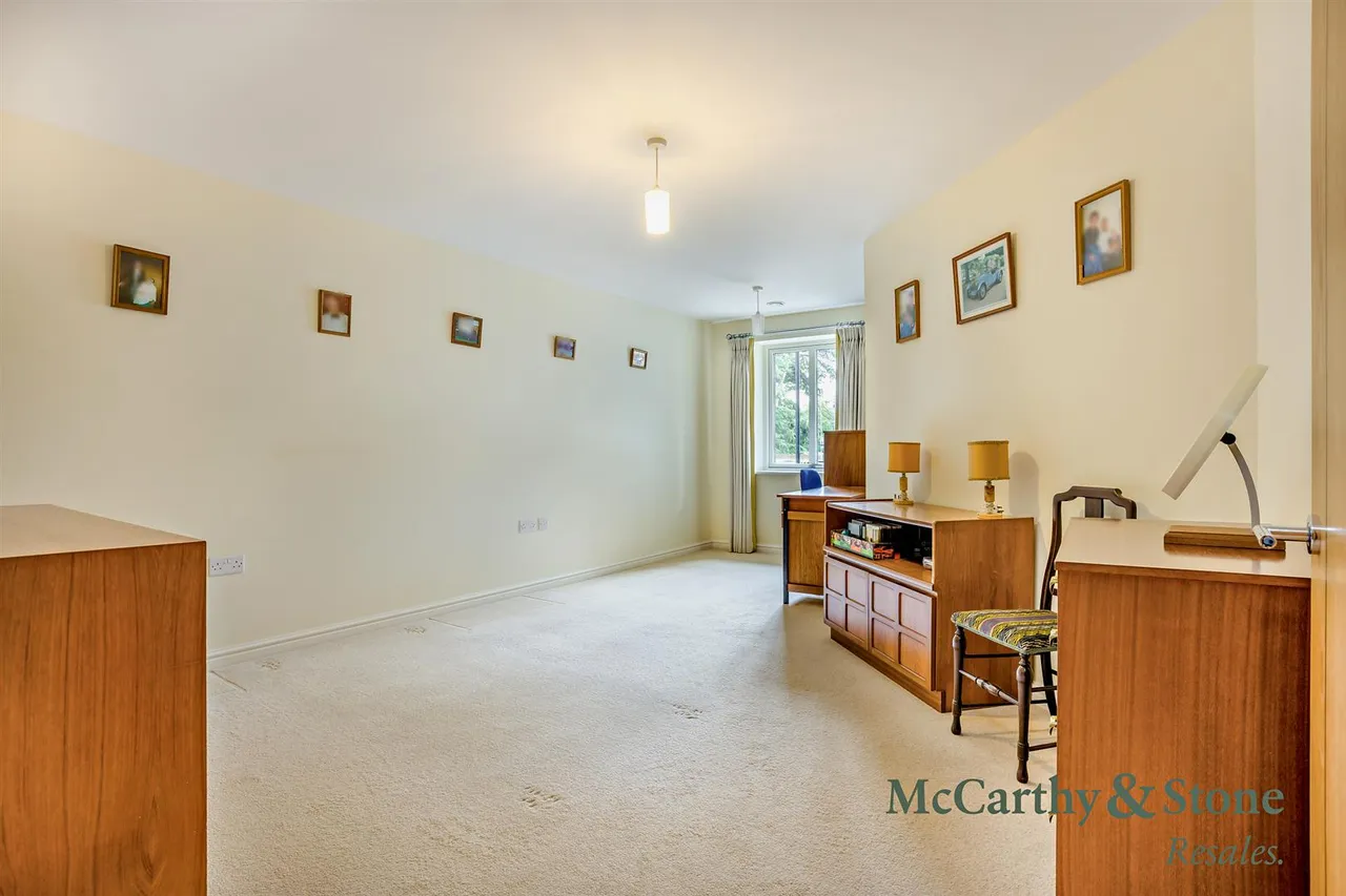 Salisbury Street, Amesbury, SP4, photo 6