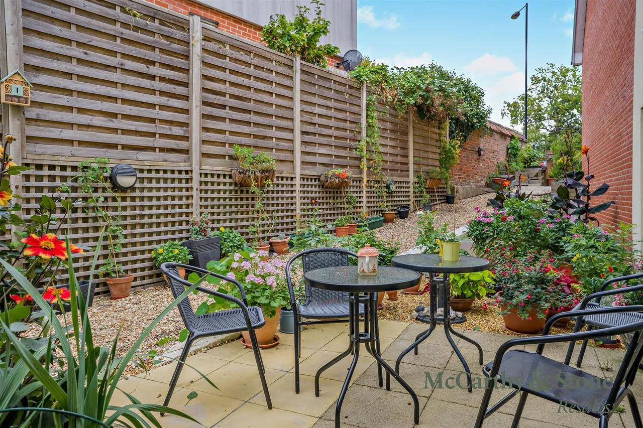 Salisbury Street, Amesbury, SP4, photo 18