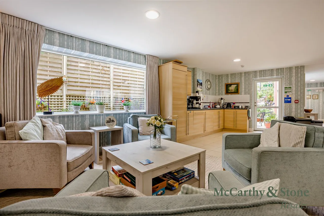 Salisbury Street, Amesbury, SP4, photo 17