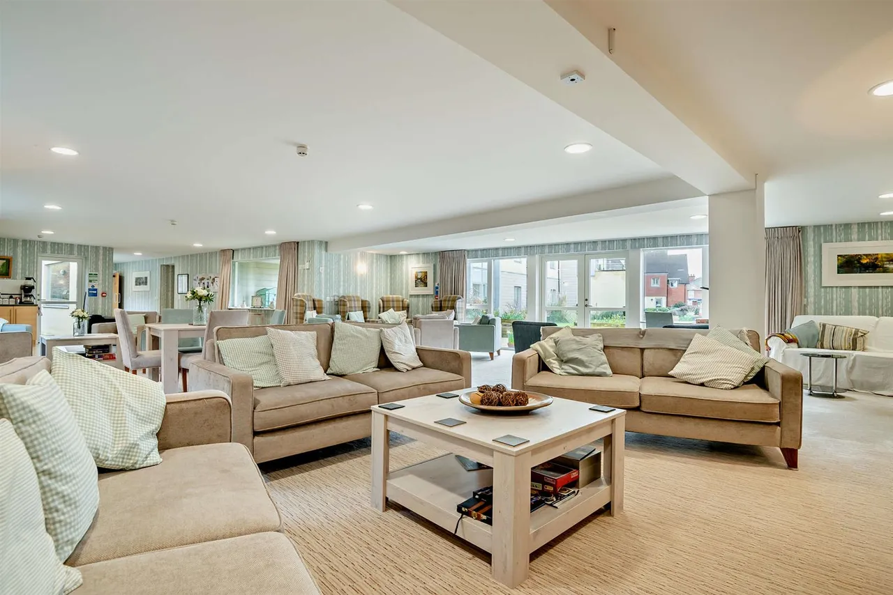 1 bed flat for sale, Salisbury Street, Amesbury, SP4