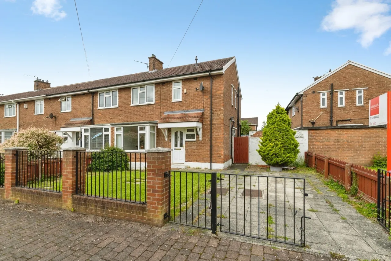 2 bed house for sale — Pateley Moor Crescent, Darlington, Durham, DL1
