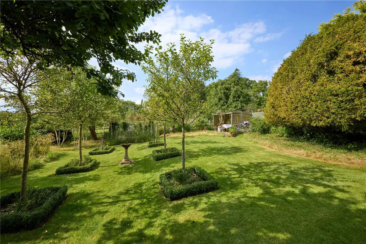 Church Enstone, Chipping Norton, Oxfordshire, OX7 4NN, photo 6