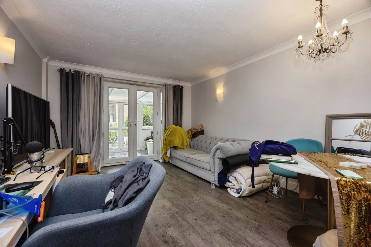 Chesham Road, Guildford, GU1, photo 13