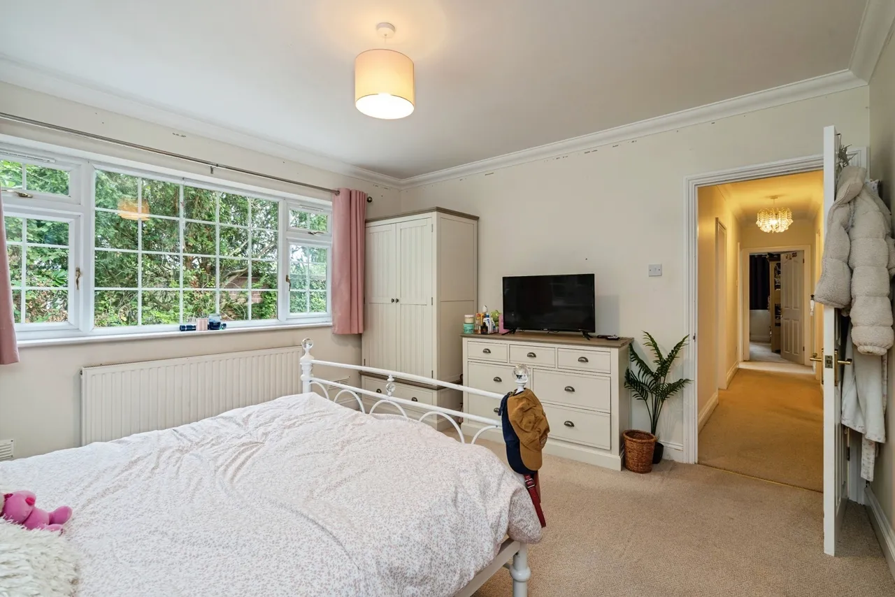 Charles Close, Wroxham, Norwich, Norfolk, NR12, photo 17
