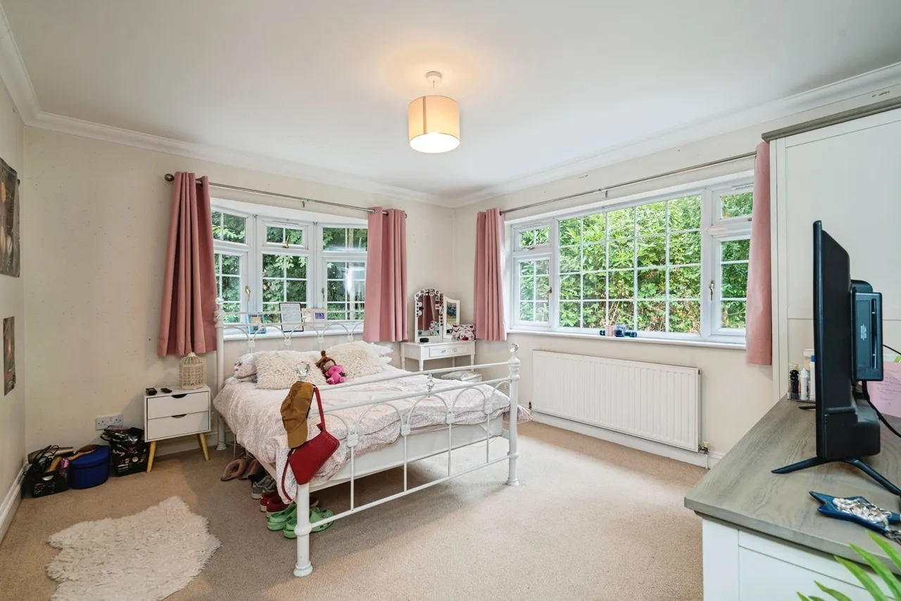 Charles Close, Wroxham, Norwich, Norfolk, NR12, photo 11