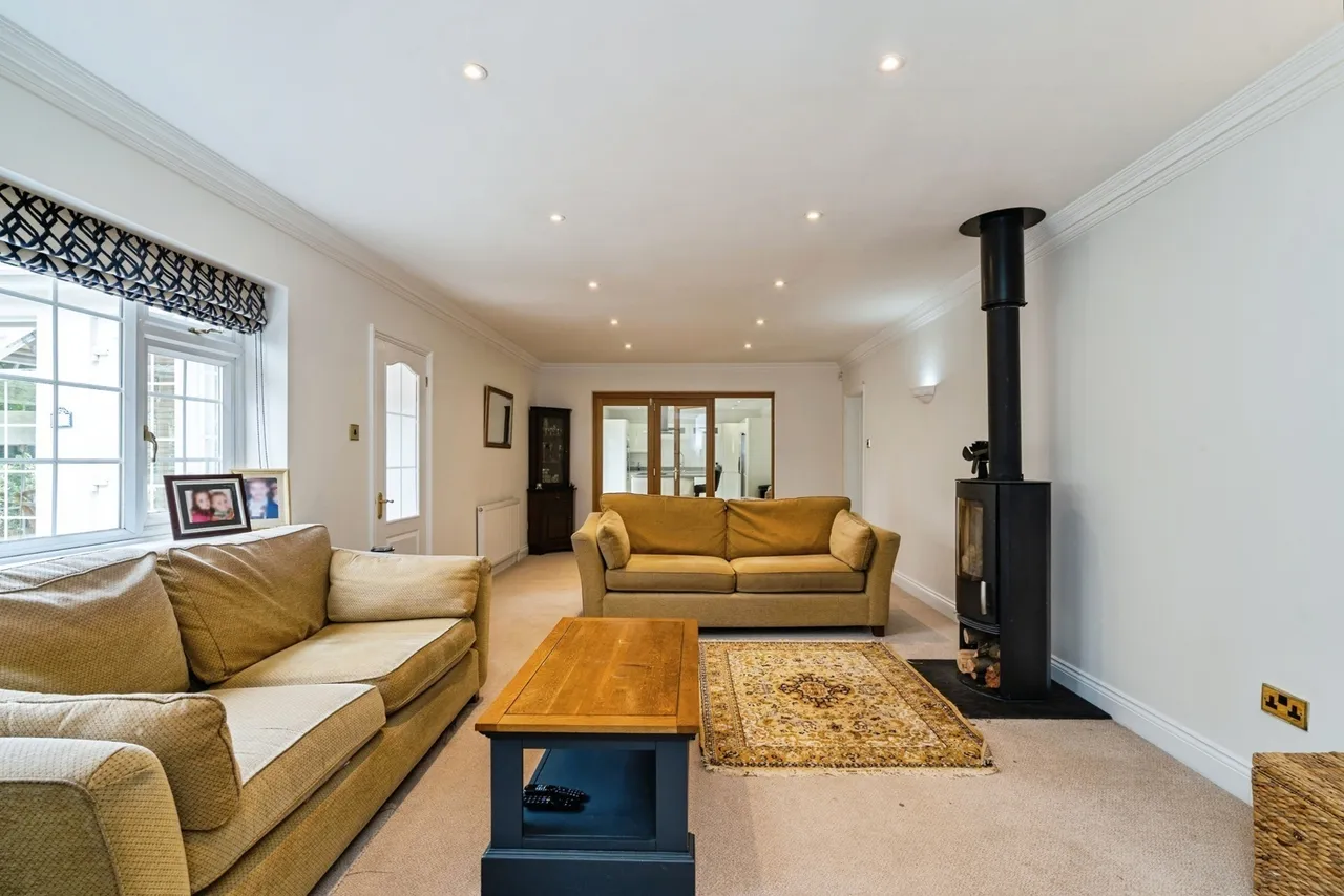 Charles Close, Wroxham, Norwich, Norfolk, NR12, photo 3