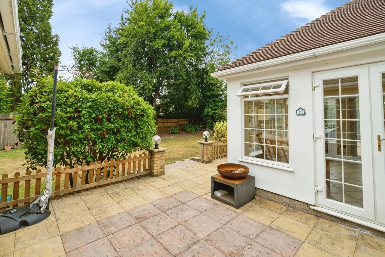 Charles Close, Wroxham, Norwich, Norfolk, NR12, photo 20