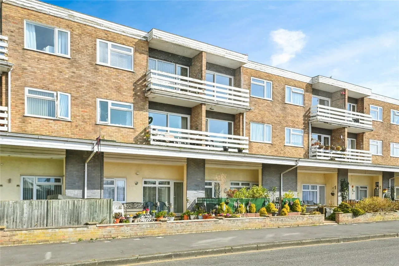 Kings Avenue, Holland-on-Sea, Clacton-on-Sea, Essex, CO15, photo 15