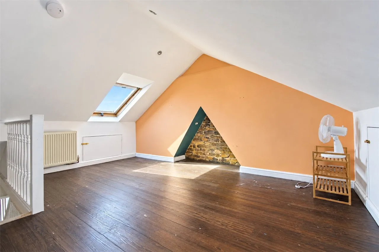 Uttons Avenue, Leigh-on-Sea, Essex, SS9, photo 6