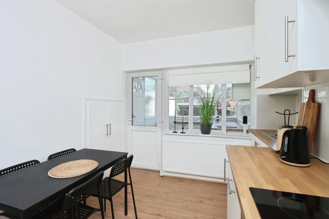 Foxwood Avenue, Sheffield, S12, photo 13