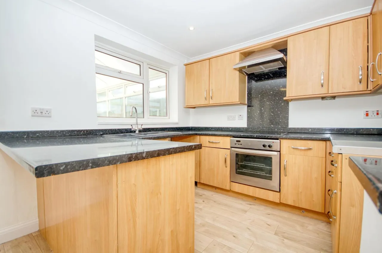 Tickleford Drive, Southampton, SO19 9AU, photo 5