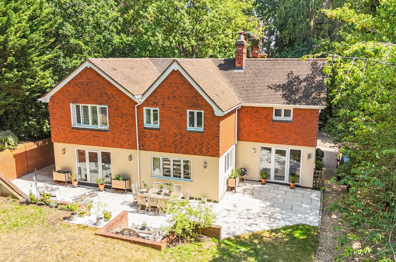 Crawley Hill, Camberley, GU15, photo 2
