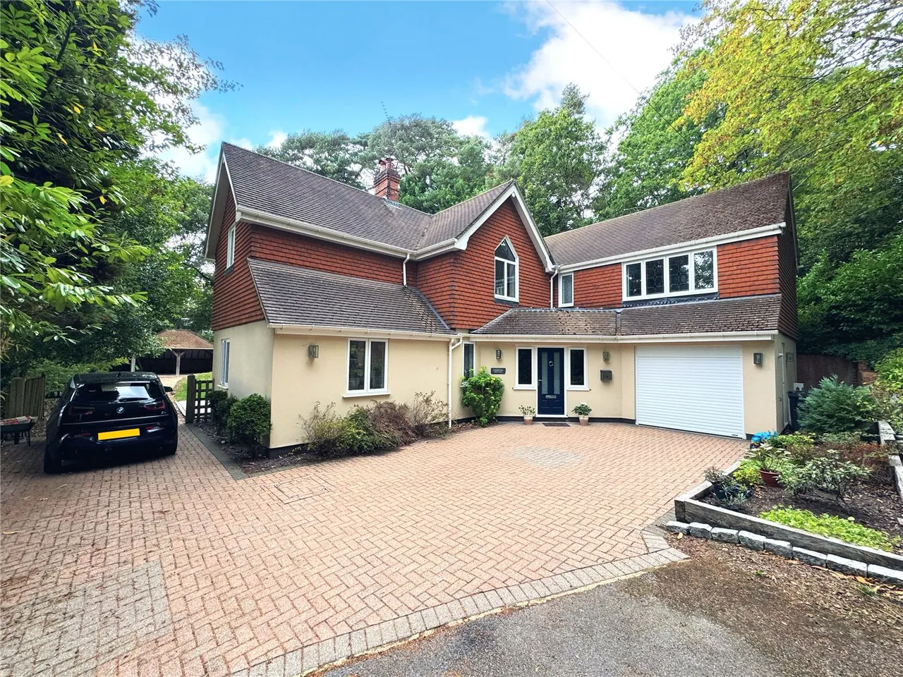 5 bed house for sale, Crawley Hill, Camberley, GU15
