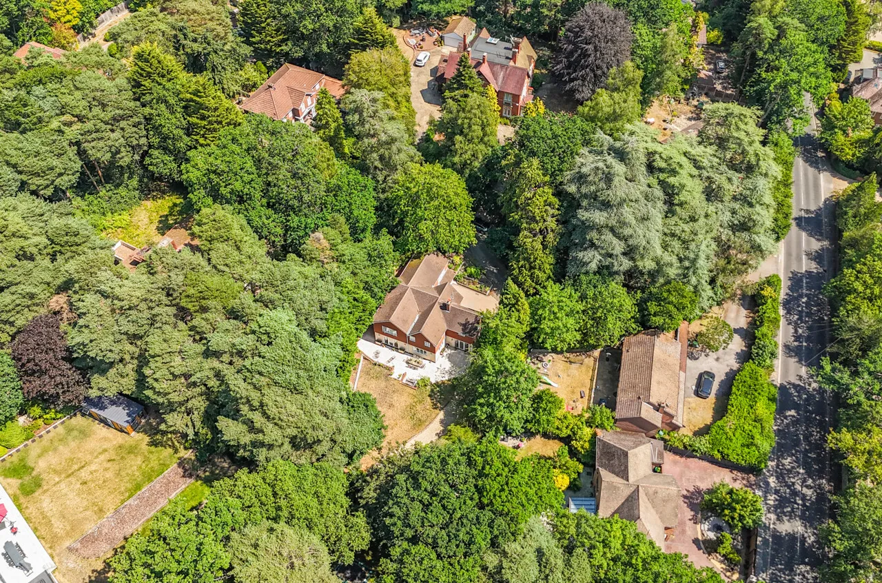 Crawley Hill, Camberley, GU15, photo 13