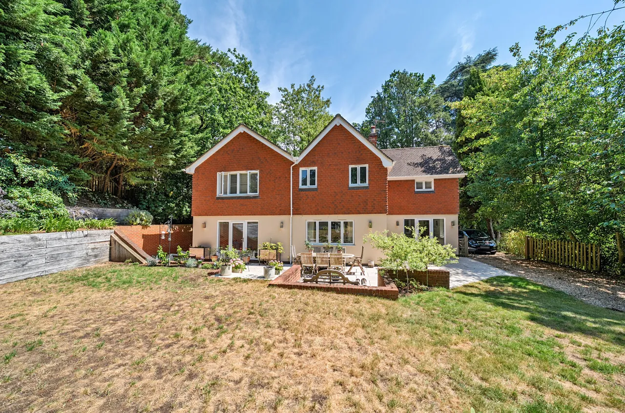 Crawley Hill, Camberley, GU15, photo 33