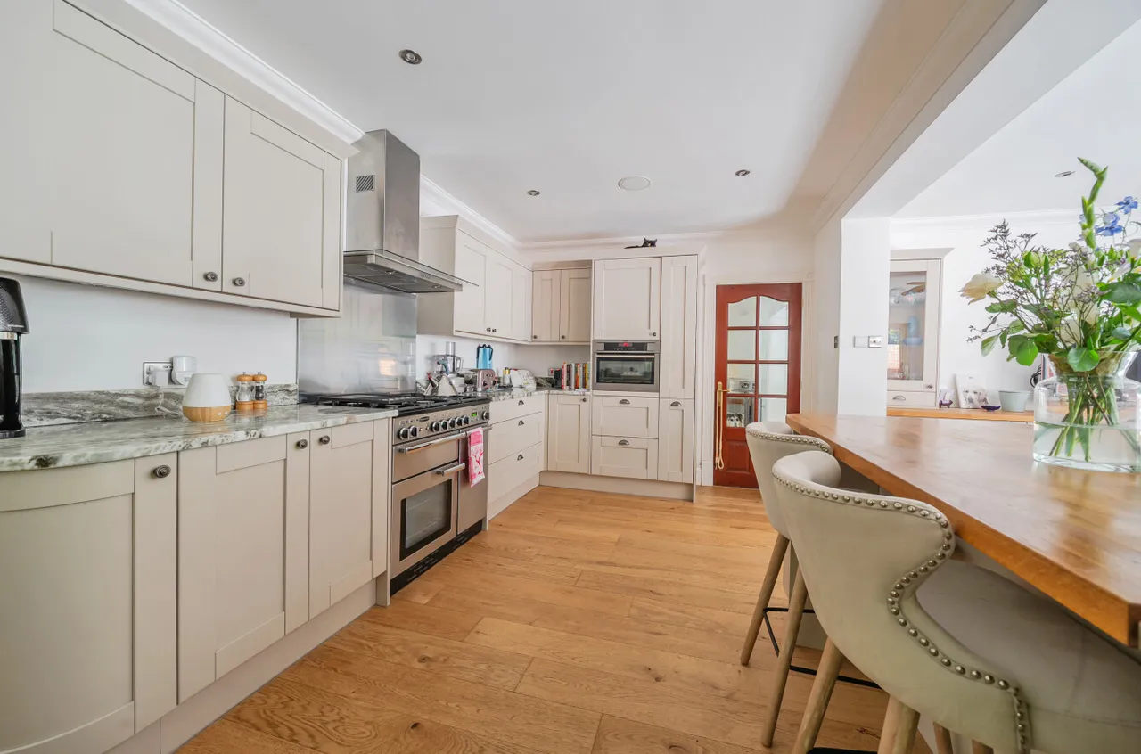Crawley Hill, Camberley, GU15, photo 15