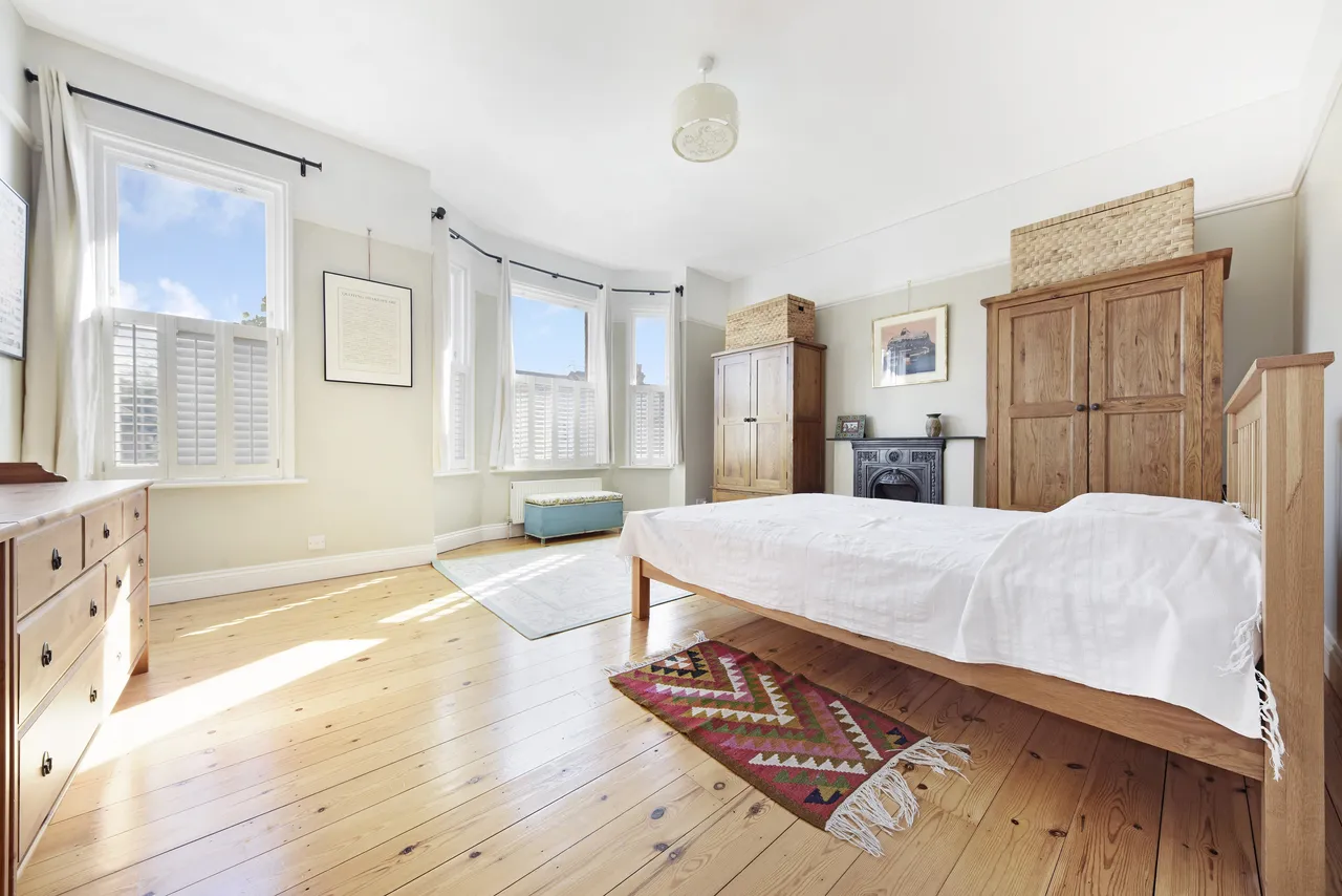 Haydon Park Road, London, SW19, photo 7