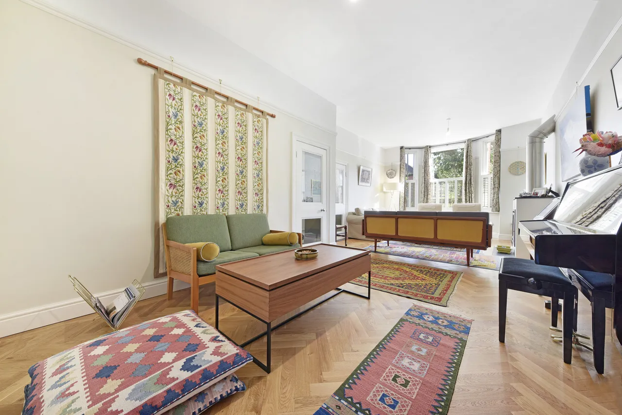 Haydon Park Road, London, SW19, photo 5