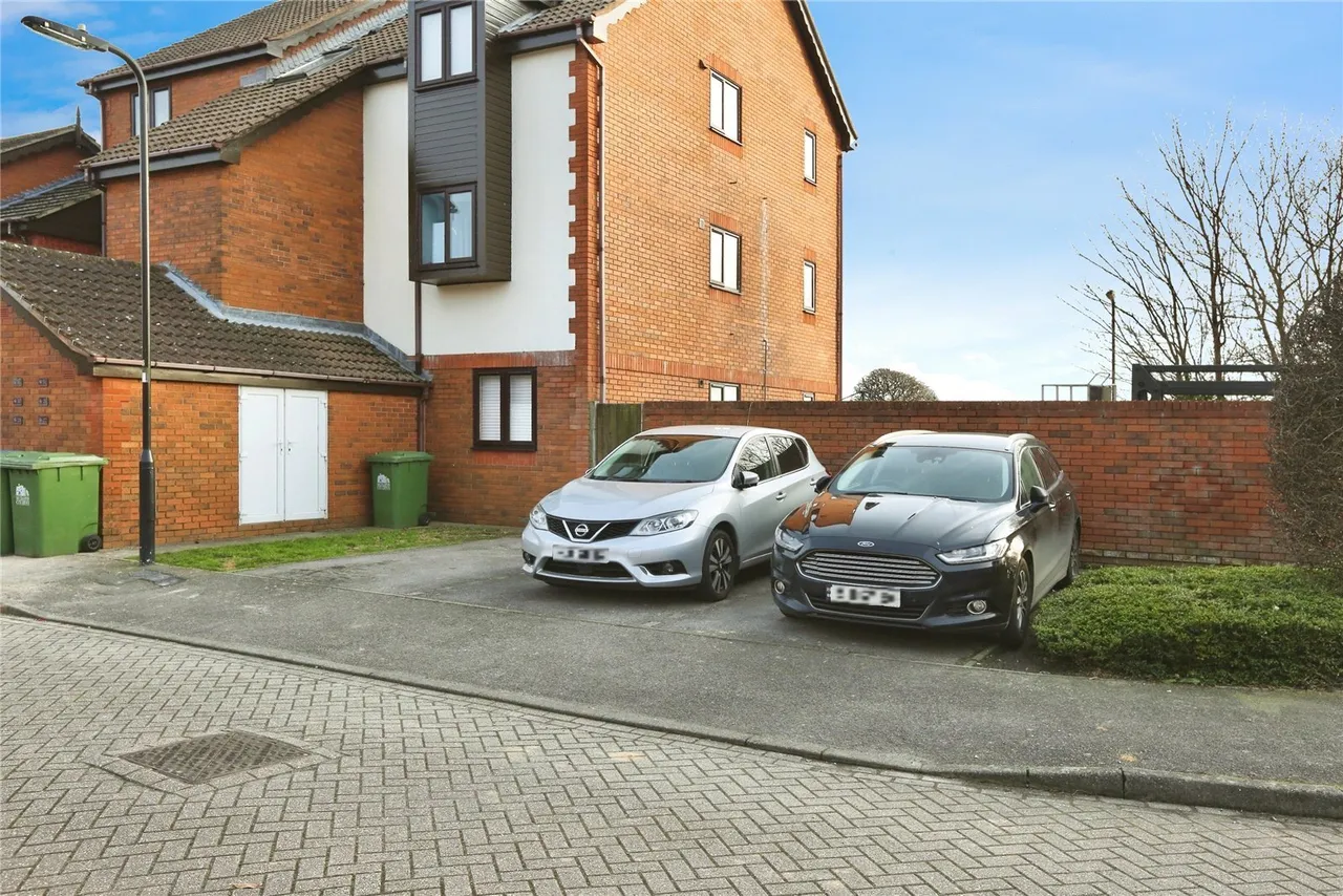 Waldegrave Close, Southampton, SO19, photo 20