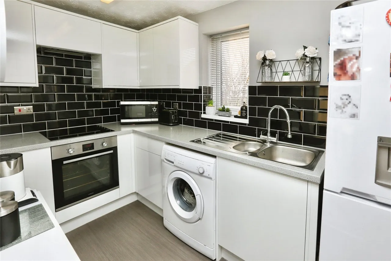 Waldegrave Close, Southampton, SO19, photo 3