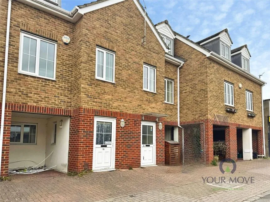 3 bed house for sale — Chatterton Road, Bromley, BR2