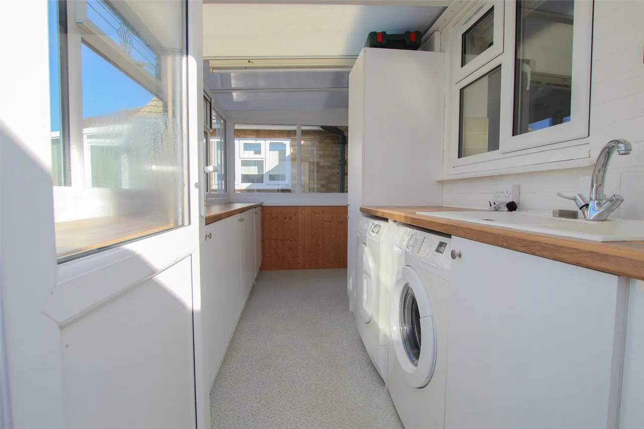 Manderston Road, Newmarket, photo 8