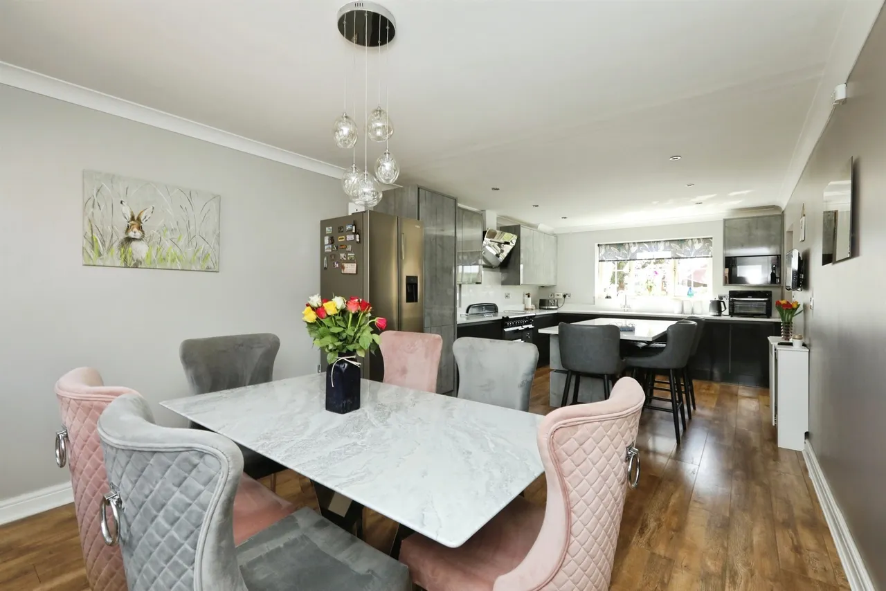 Debdhill Road, Misterton, Doncaster, photo 6