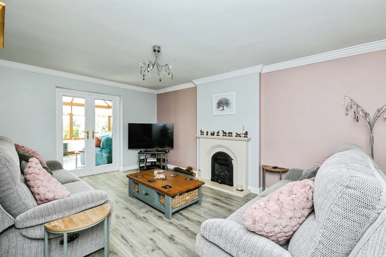 Debdhill Road, Misterton, Doncaster, photo 10