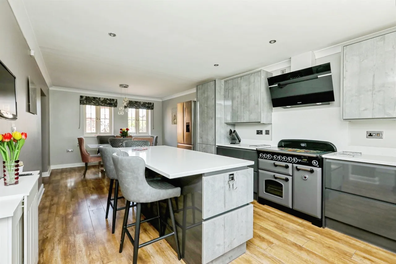 Debdhill Road, Misterton, Doncaster, photo 5