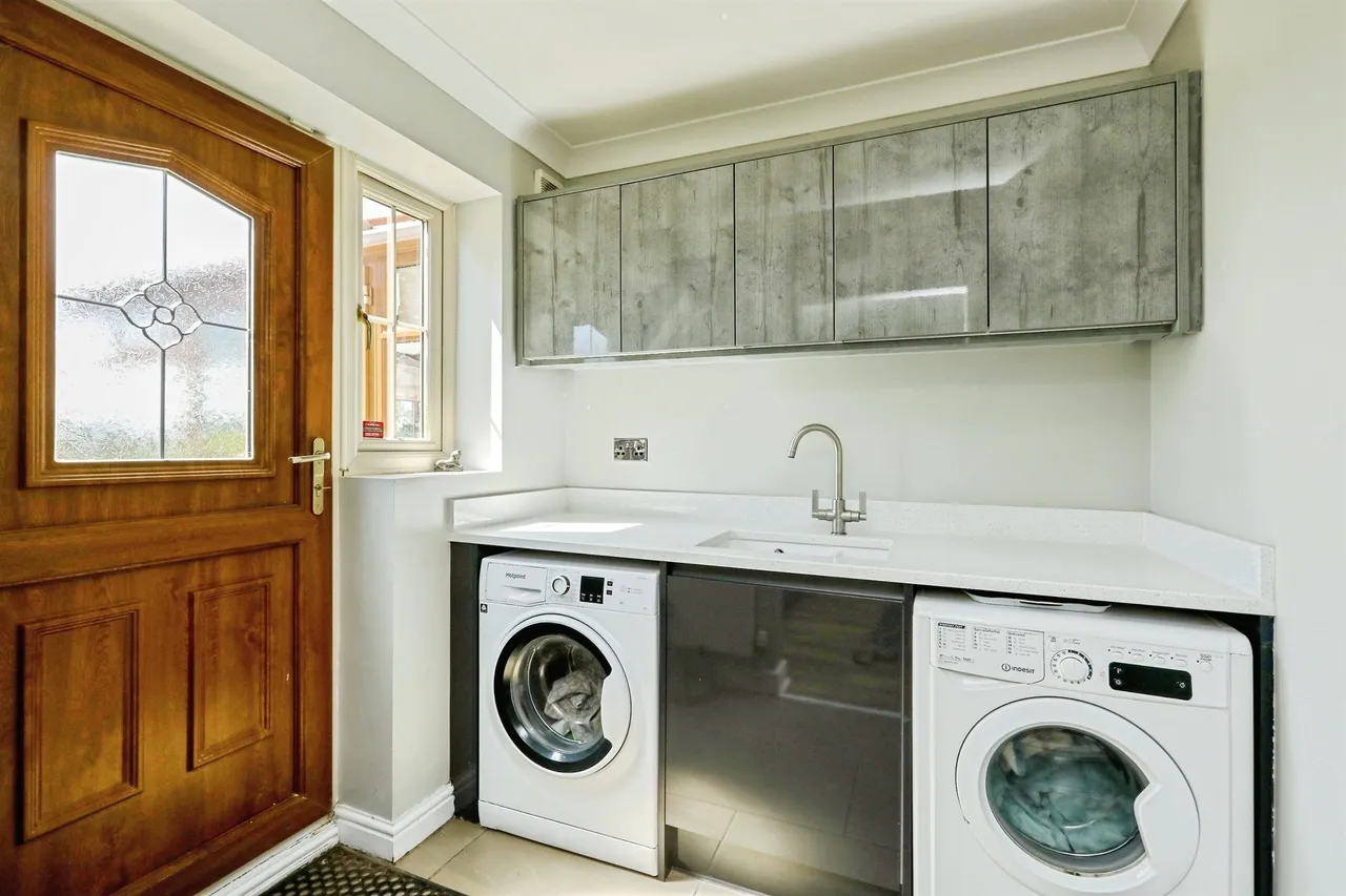 Debdhill Road, Misterton, Doncaster, photo 9