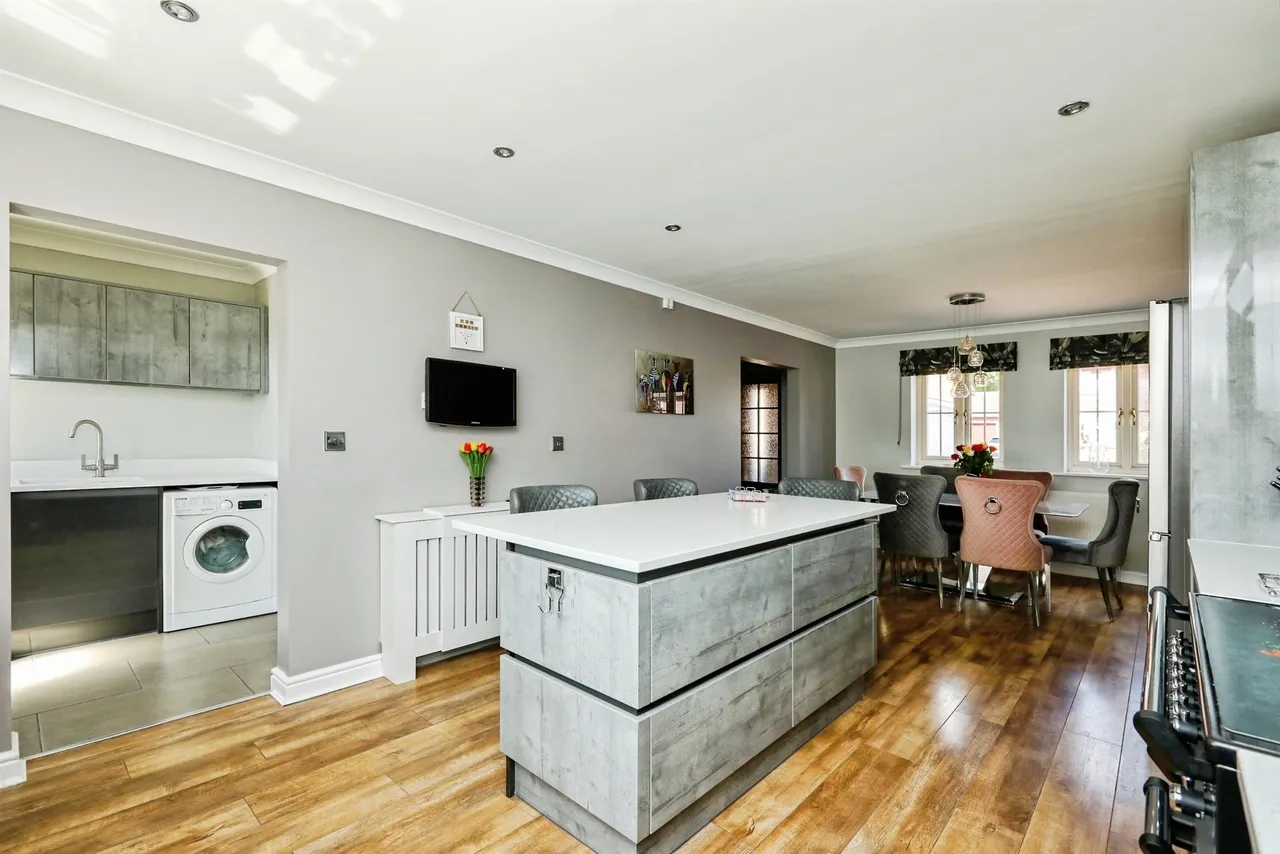 Debdhill Road, Misterton, Doncaster, photo 8