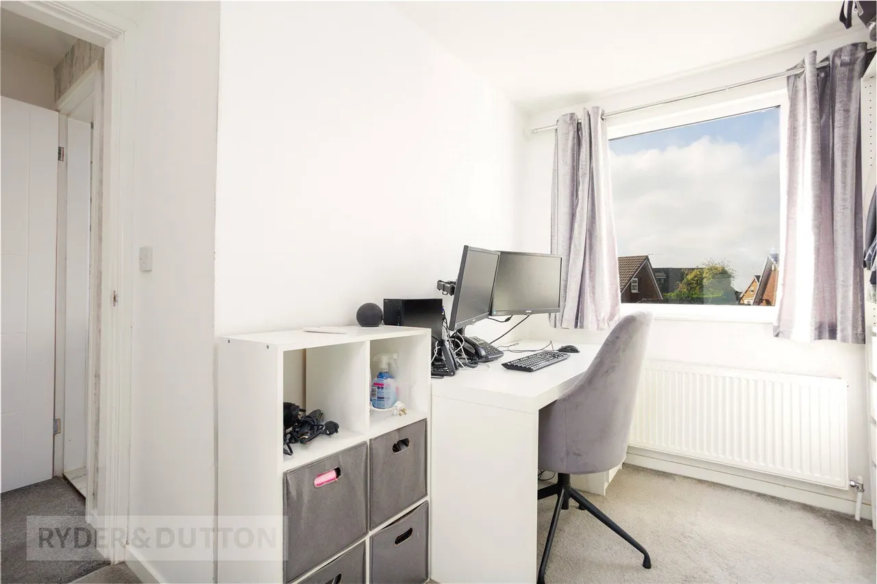 Taunton Road, Chadderton, OL9, photo 16