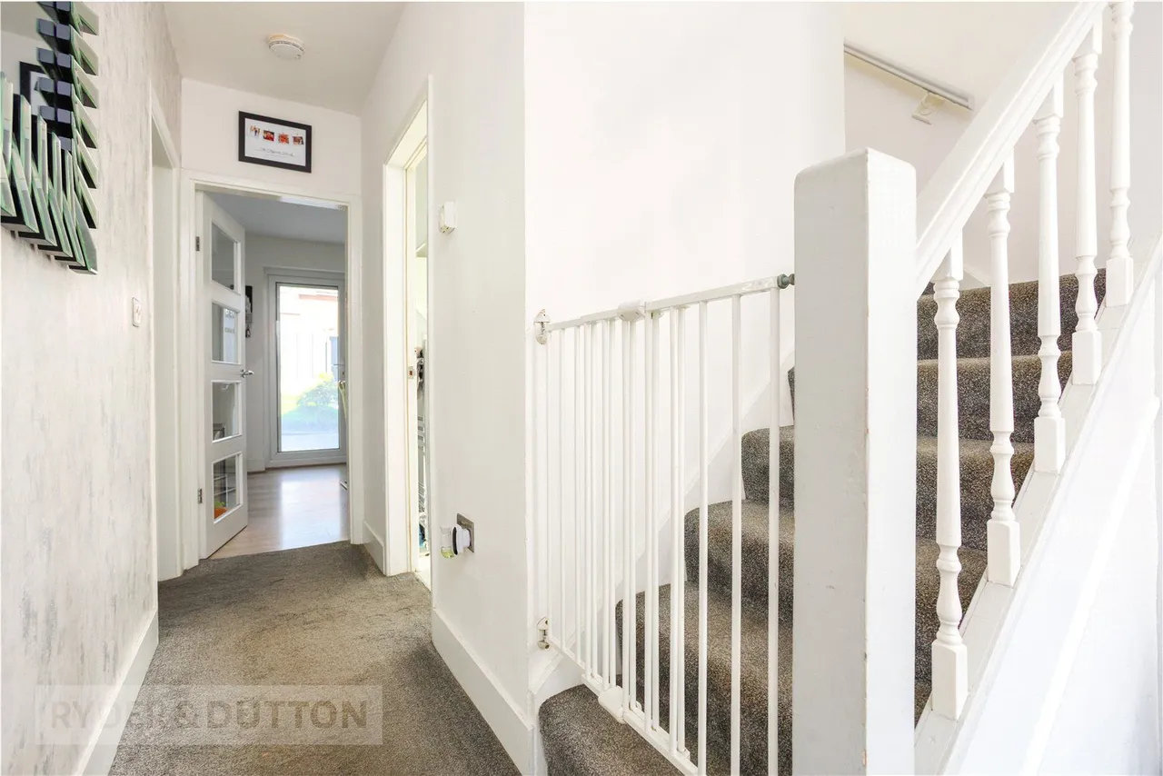Taunton Road, Chadderton, OL9, photo 9