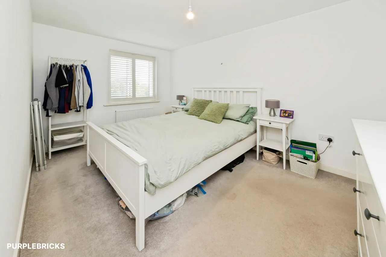 Camellia Close, Crawley, RH10, photo 3