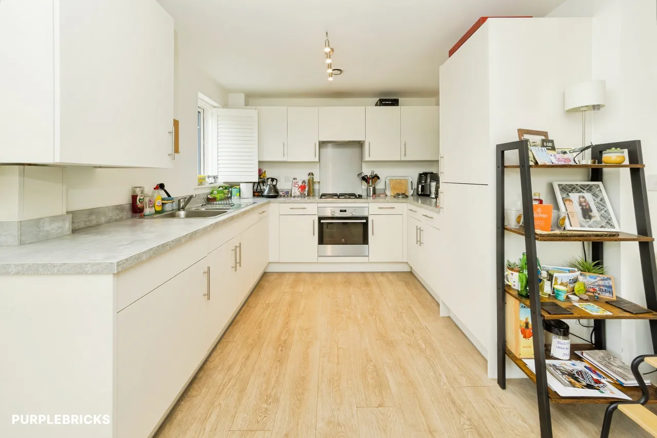 Camellia Close, Crawley, RH10, photo 17