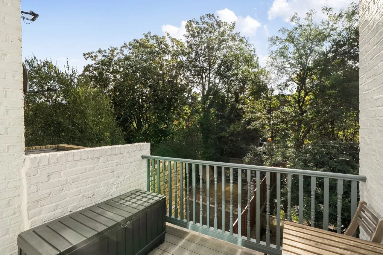 Dennington Park Road, West Hampstead, NW6, photo 2