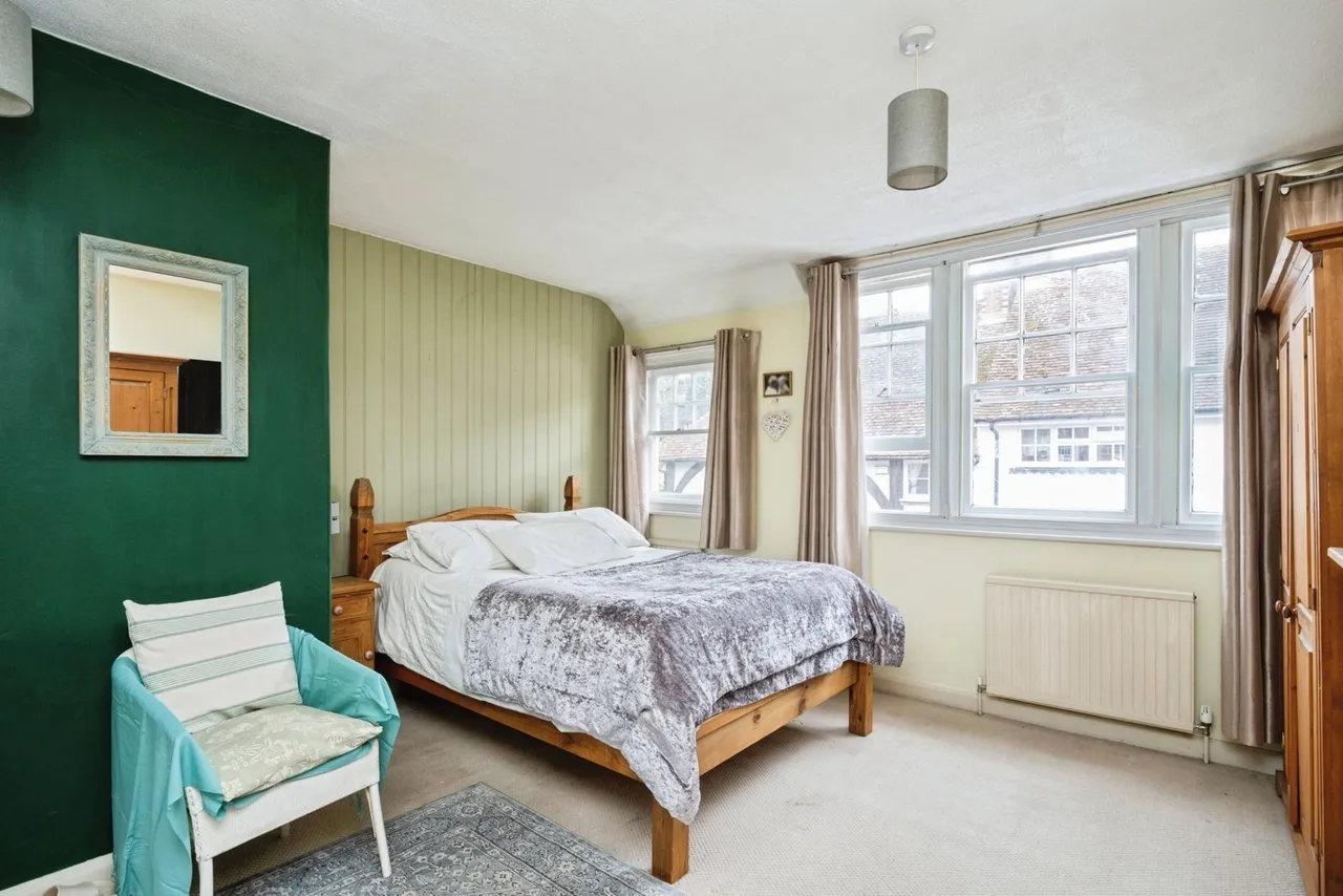 High Street, Burwash, TN19, photo 8