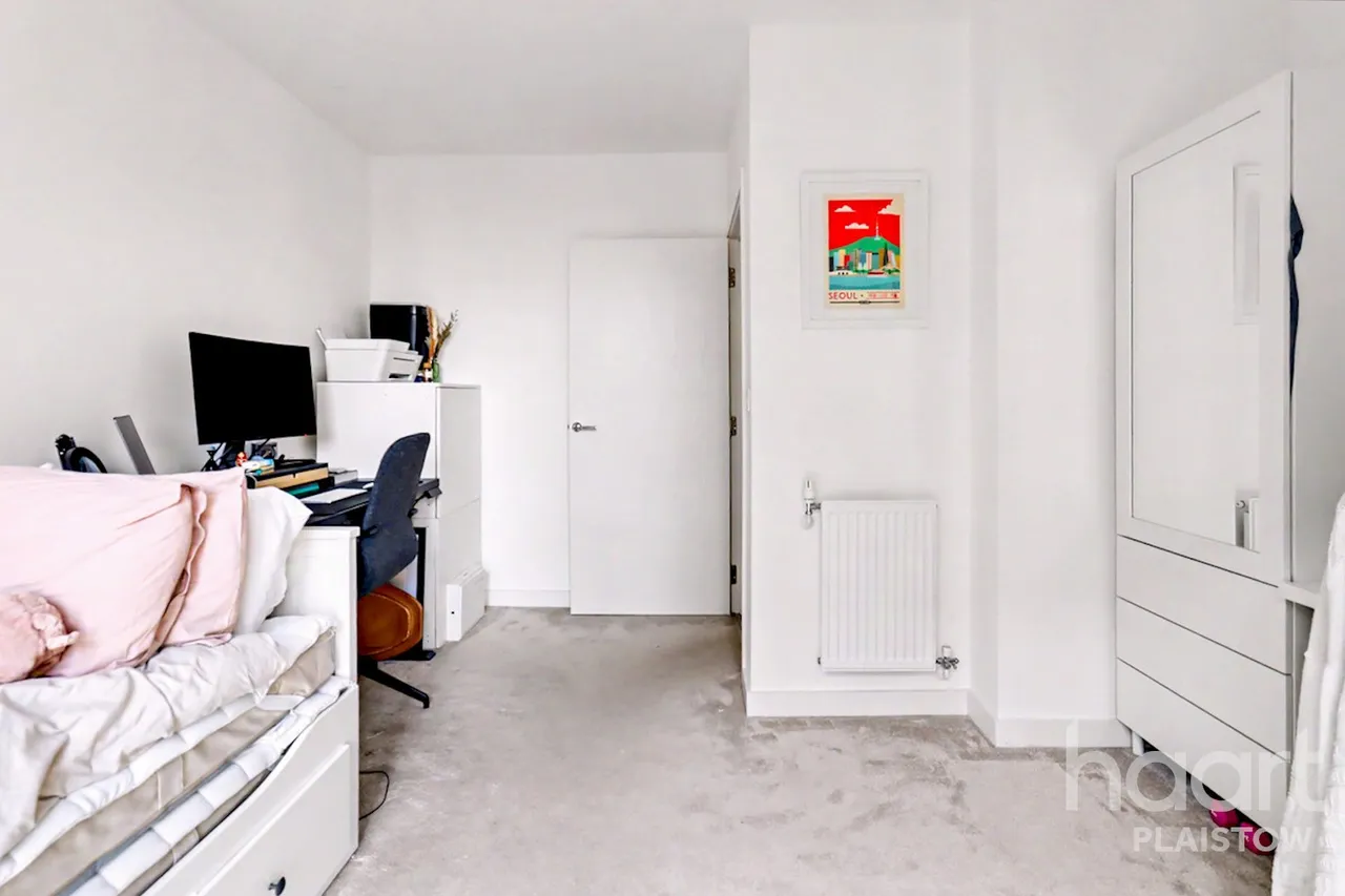 Thunderer Street, London, E13, photo 19