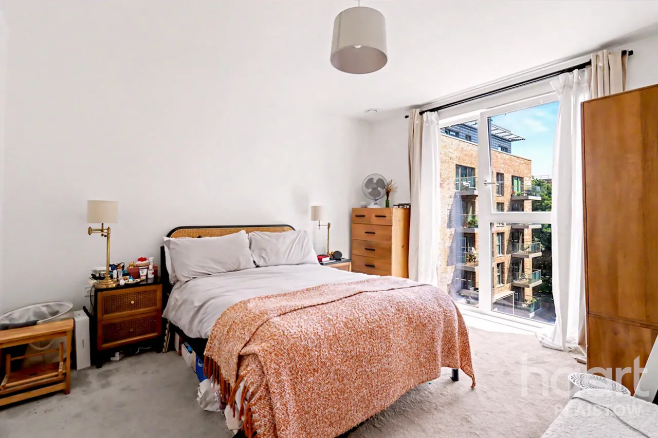 Thunderer Street, London, E13, photo 20