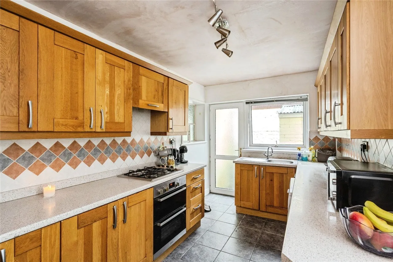Hillside, Llanelli, SA15, photo 11