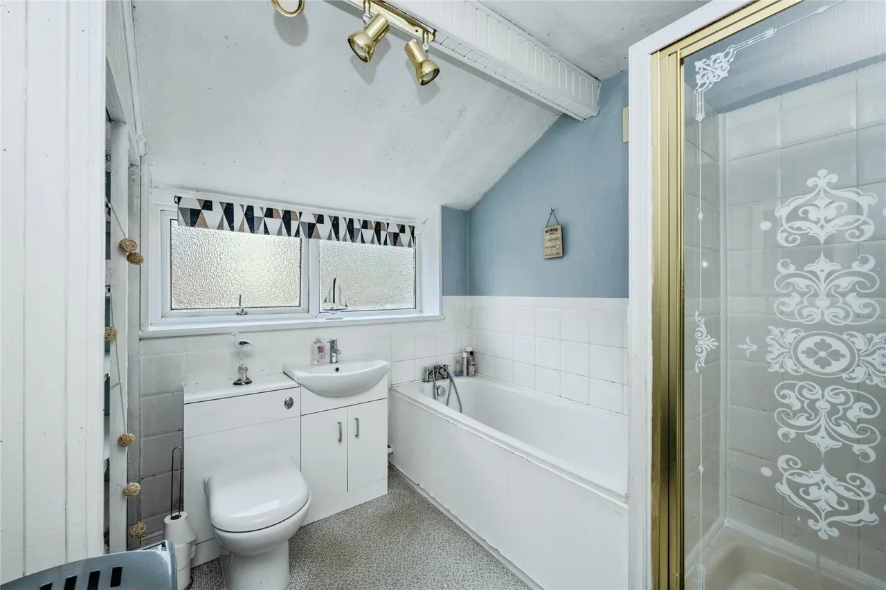Hillside, Llanelli, SA15, photo 18